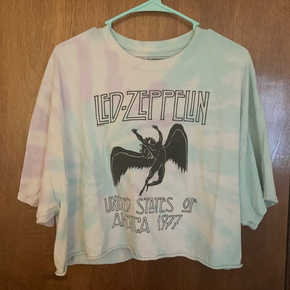 Led Zepplin Tops - Led Zepplin Women’s a vintage Cropped T Shirt
